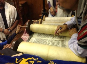 Torah reading with otero